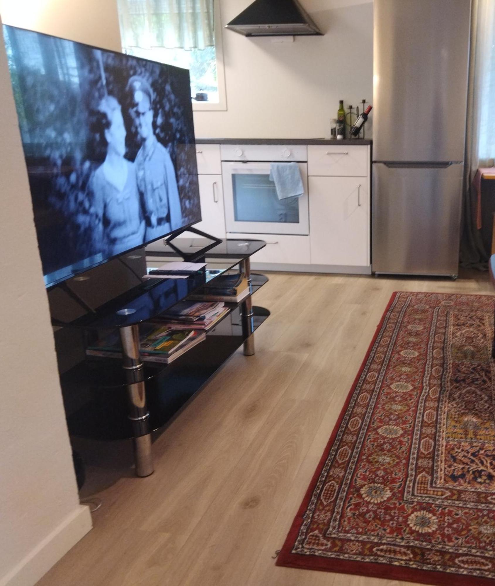 Kjellerleilighet I Fana Til Leie-Med Gratis Parkering Og Mange Kollektiv Reisemuligheter Bergen Buitenkant foto